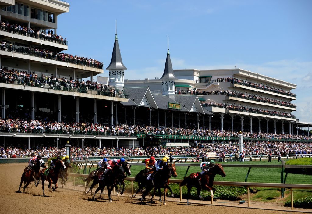 635976253735522569580719446_KentuckyDerbyRace